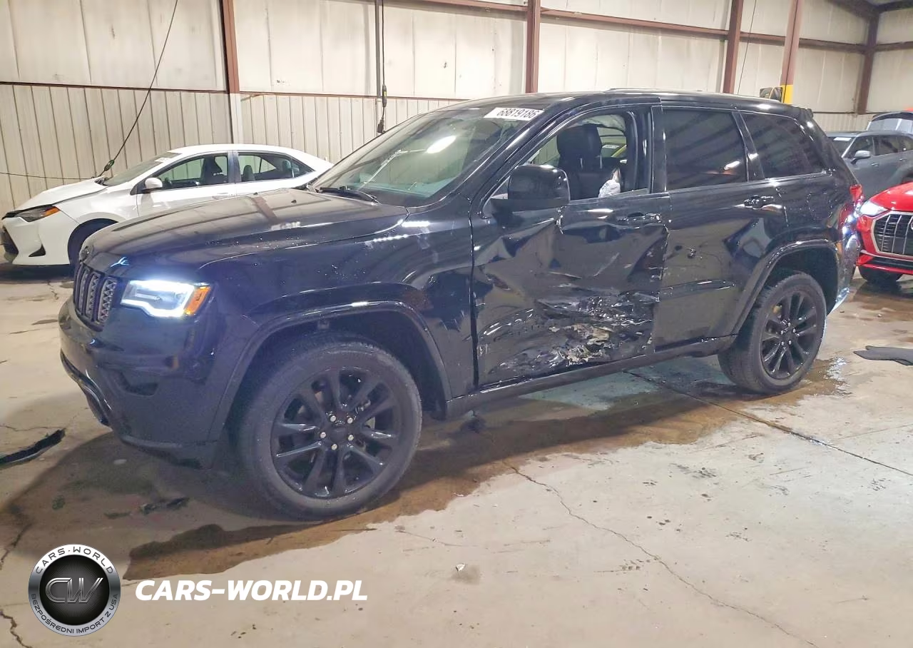 2020 Jeep Grand Cherokee Laredo VIN:1C4RJFAG3LC157513 - 1