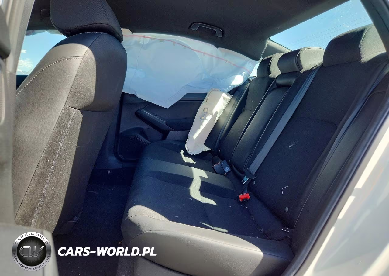 2025 Honda Civic Sport VIN:2HGFE2F52SH567319 - 10