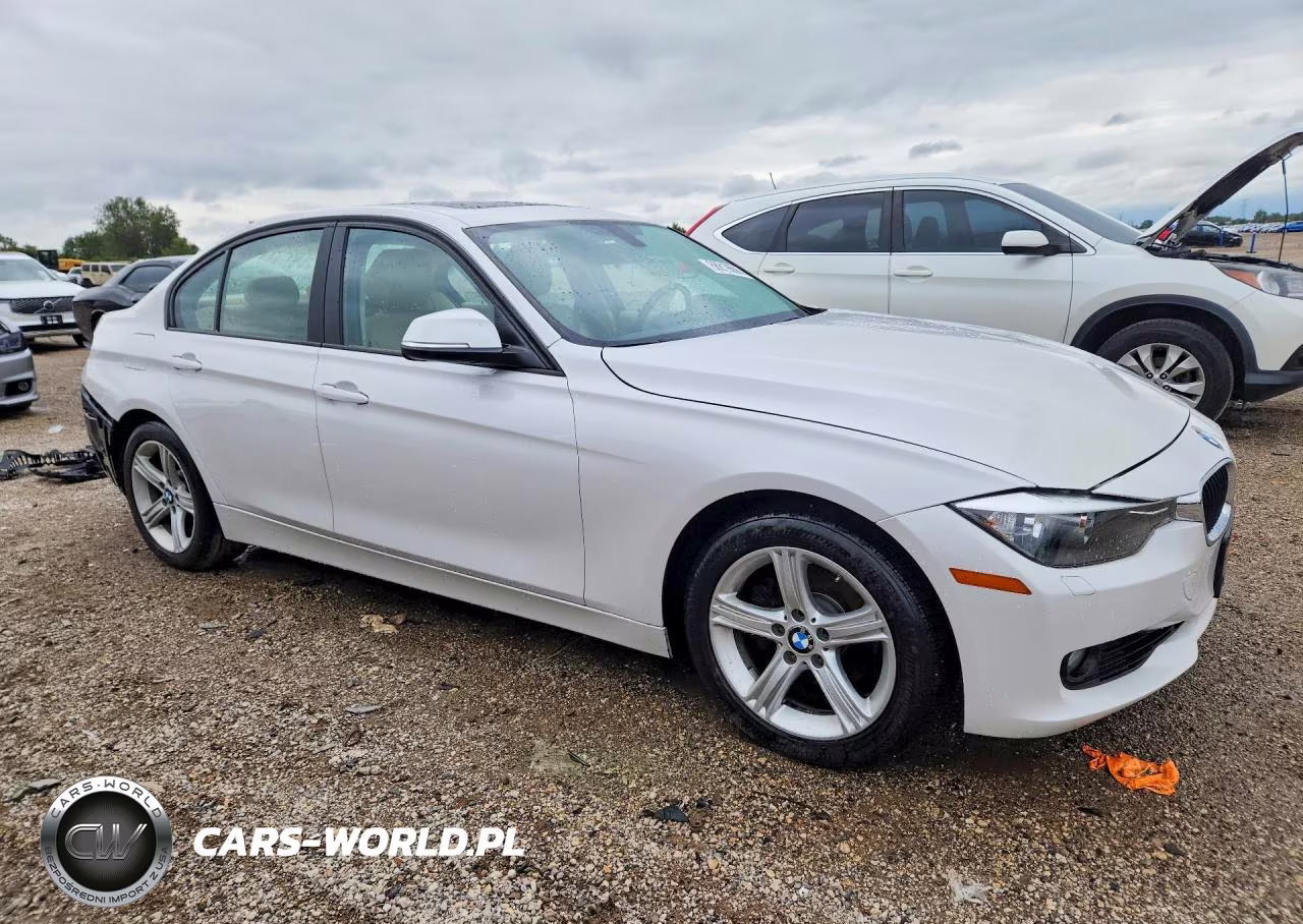 2013 BMW 328 Xi VIN:WBA3B3C57DF542325 - 4