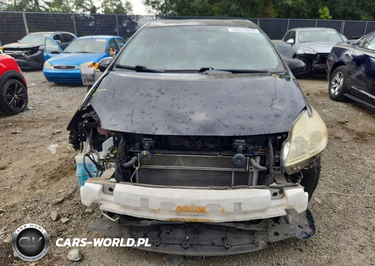 2012 Toyota Prius Two VIN:JTDKN3DU3C1538084 - 5