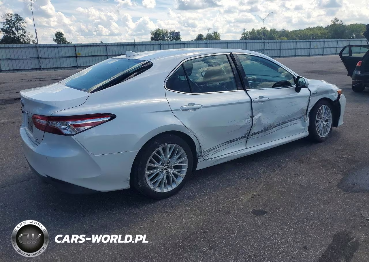 2020 Toyota Camry Xle VIN:4T1F31AK9LU009344 - 3