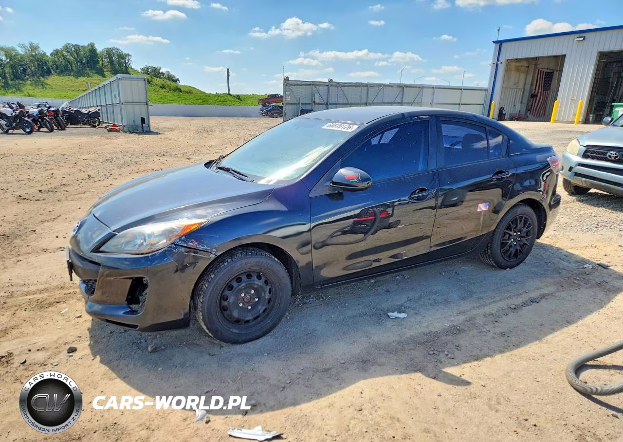2013 Mazda 3 I