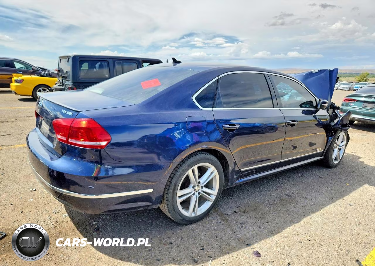 2014 Volkswagen Passat Sel VIN:1VWCN7A38EC053788 - 3