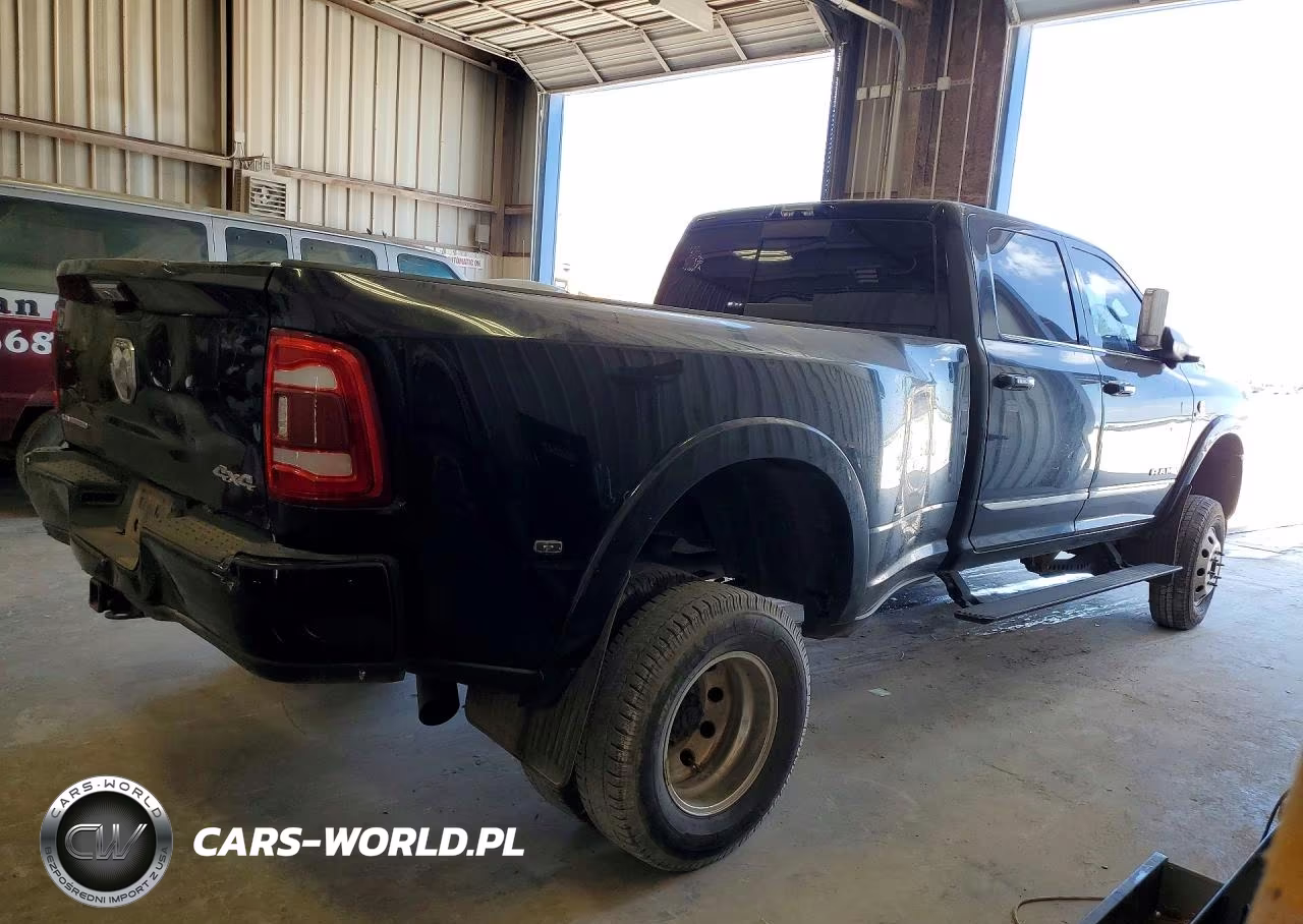 2021 Ram 3500 Limited VIN:3C63RRRL8MG521724 - 3