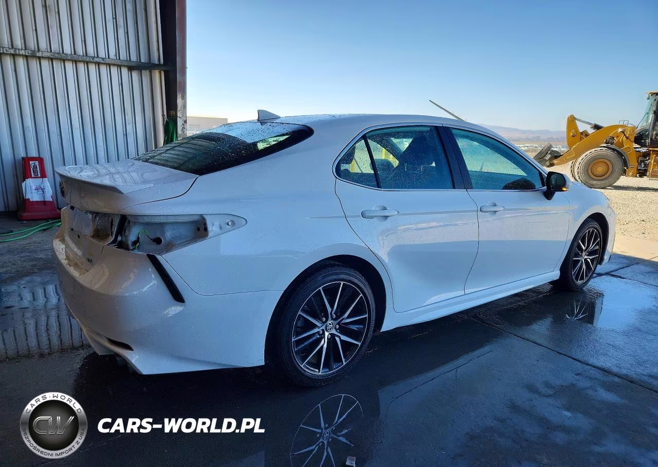 2024 Toyota Camry Se VIN:4T1G11AK9RU248816 - 3