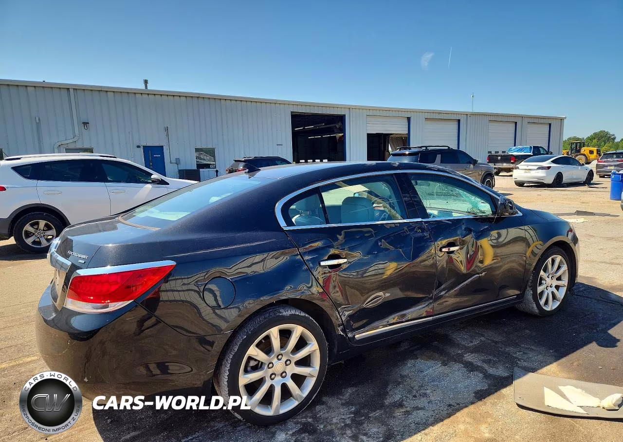 2010 Buick Lacrosse Cxs VIN:1G4GE5EVXAF242838 - 3