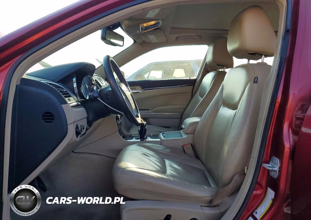 2013 Chrysler 300 VIN:2C3CCAAG0DH709829 - 7