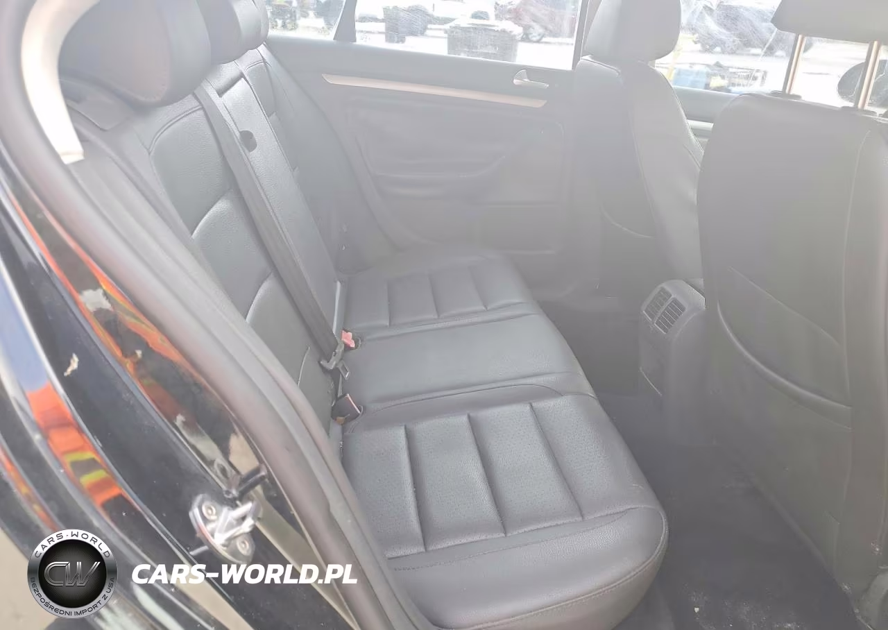 2007 Volkswagen Jetta Wolfsburg VIN:3VWEF71K67M178531 - 10