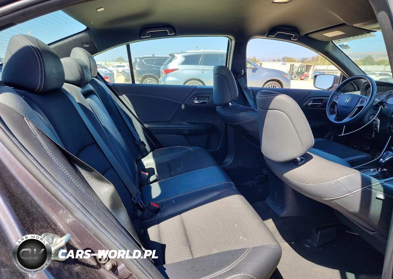 2016 Honda Accord Sport VIN:1HGCR2F56GA117850 - 10