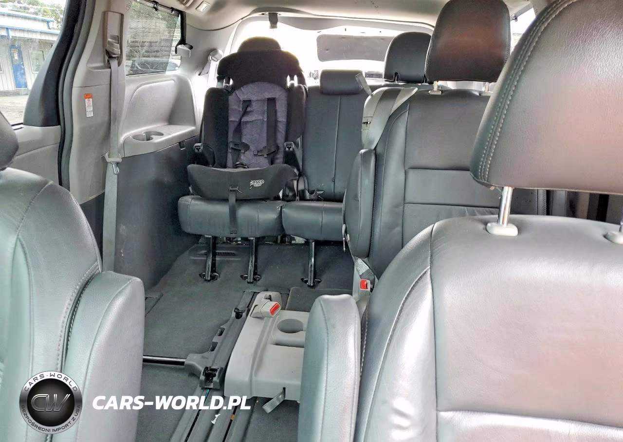 2019 Toyota Sienna Le VIN:5TDKZ3DC9KS006593 - 10