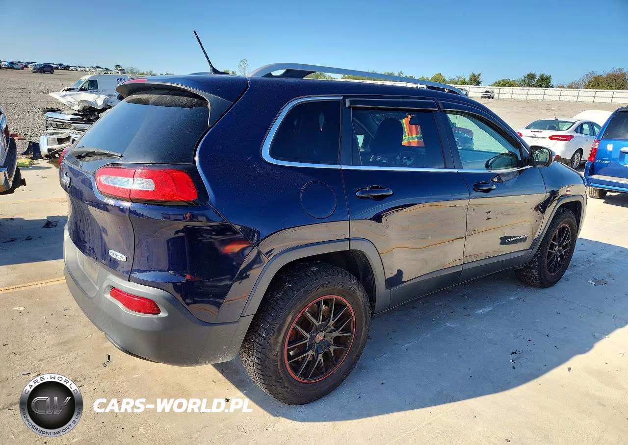 2014 Jeep Cherokee Latitude VIN:1C4PJMCB3EW242074 - 3
