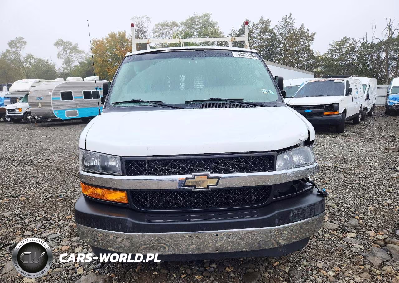 2018 Chevrolet Express G2500 VIN:1GCWGAFG7J1903841 - 5