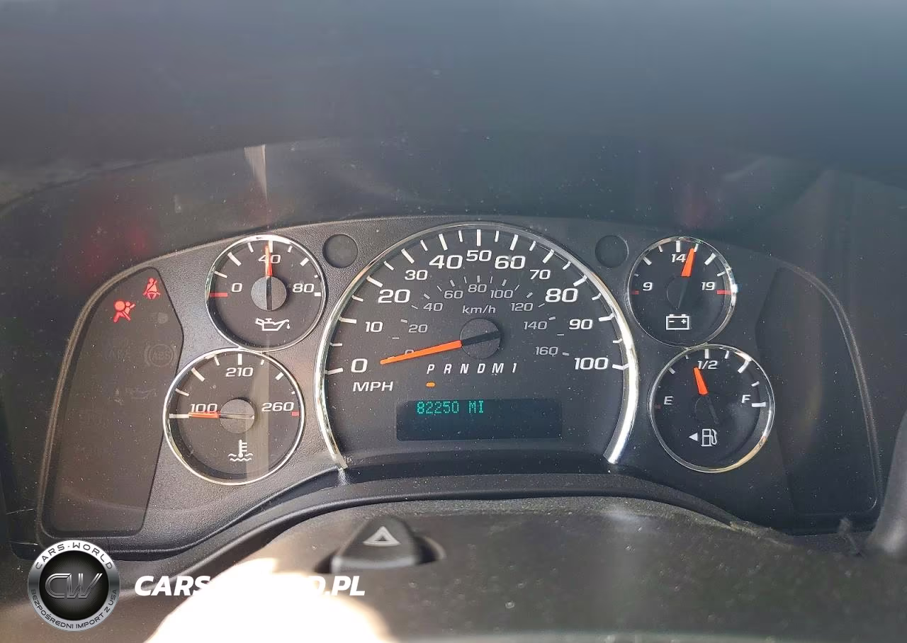 2018 Chevrolet Express G2500 VIN:1GCWGAFG7J1903841 - 9