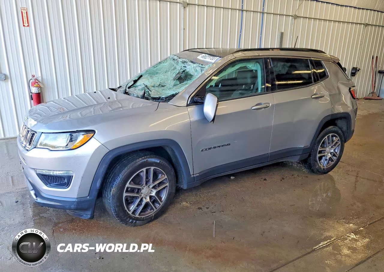 2020 Jeep Compass Latitude – zdjęcie 1 z 13