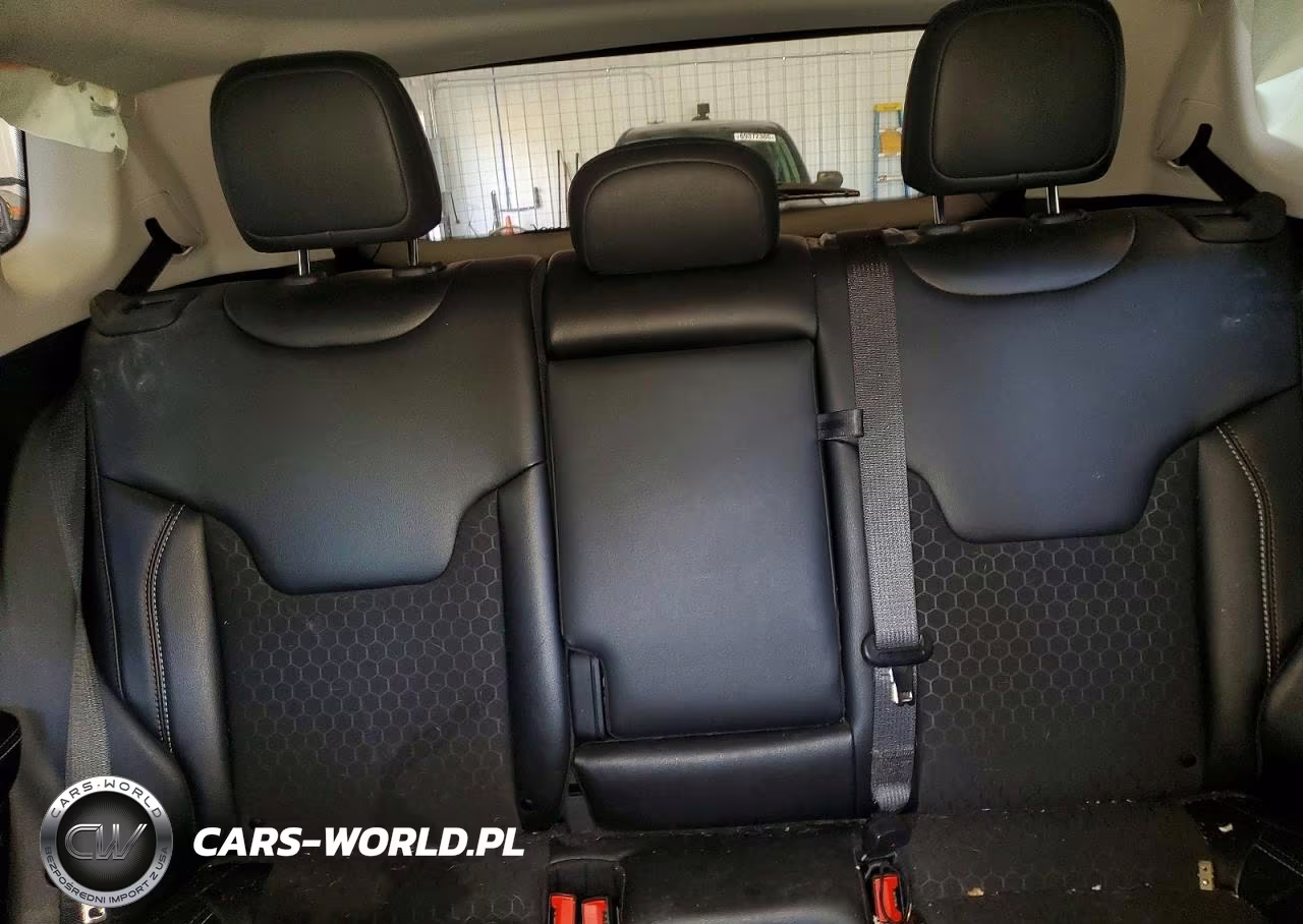 2020 Jeep Compass Latitude VIN:3C4NJCBB7LT162055 - 10