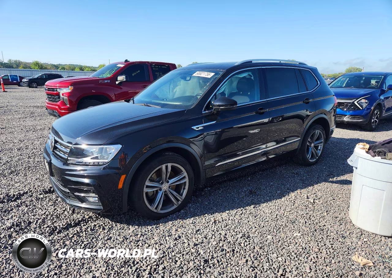2019 Volkswagen Tiguan Se VIN:3VV2B7AX2KM052352 - 1