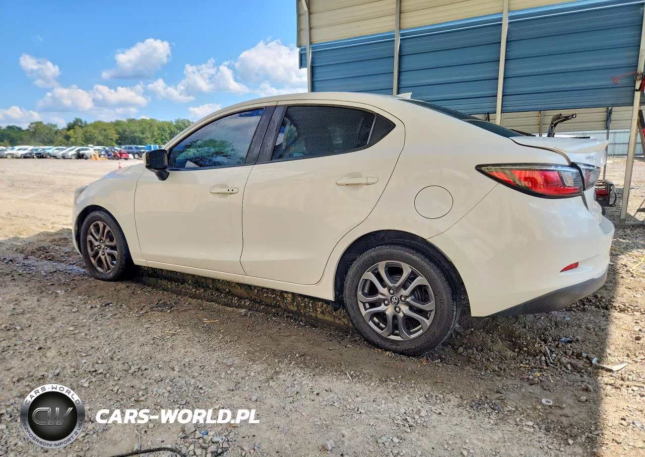 2019 Toyota Yaris Le VIN:3MYDLBYV8KY522406 - 2