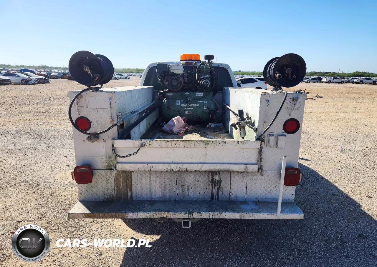 2001 Ford F250 Super - Delivery Truck VIN:1FTNX20F91EB36469 - 6