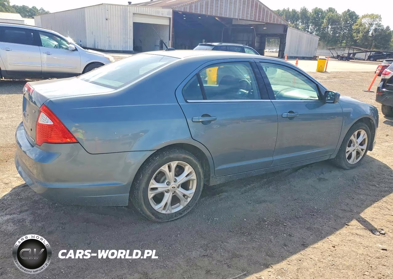 2012 Ford Fusion Se VIN:3FAHP0HG7CR261202 - 3