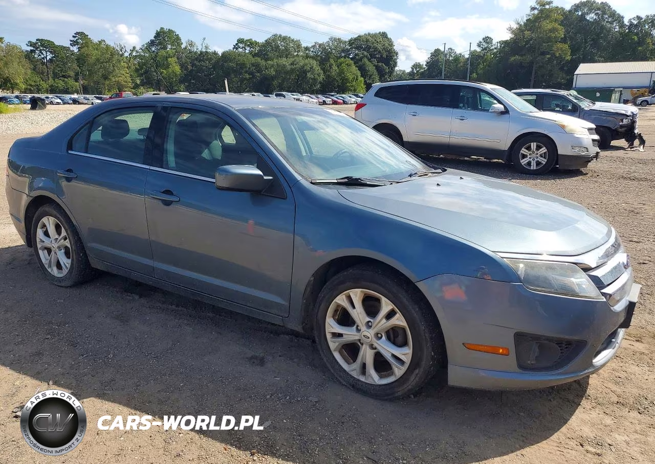 2012 Ford Fusion Se VIN:3FAHP0HG7CR261202 - 4