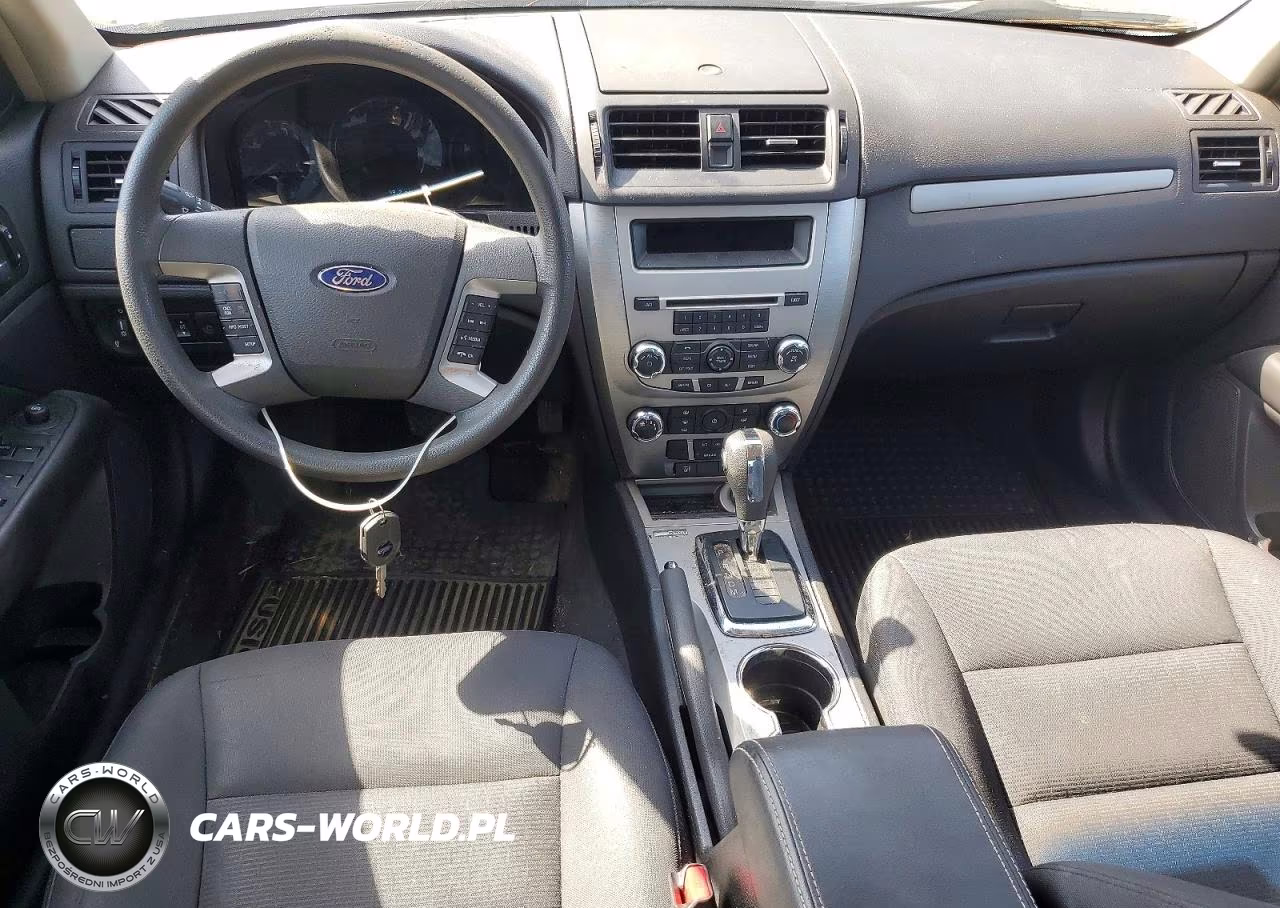 2012 Ford Fusion Se VIN:3FAHP0HG7CR261202 - 8