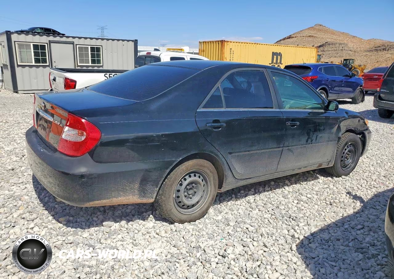 2003 Toyota Camry Le VIN:JTDBE30K530179427 - 3