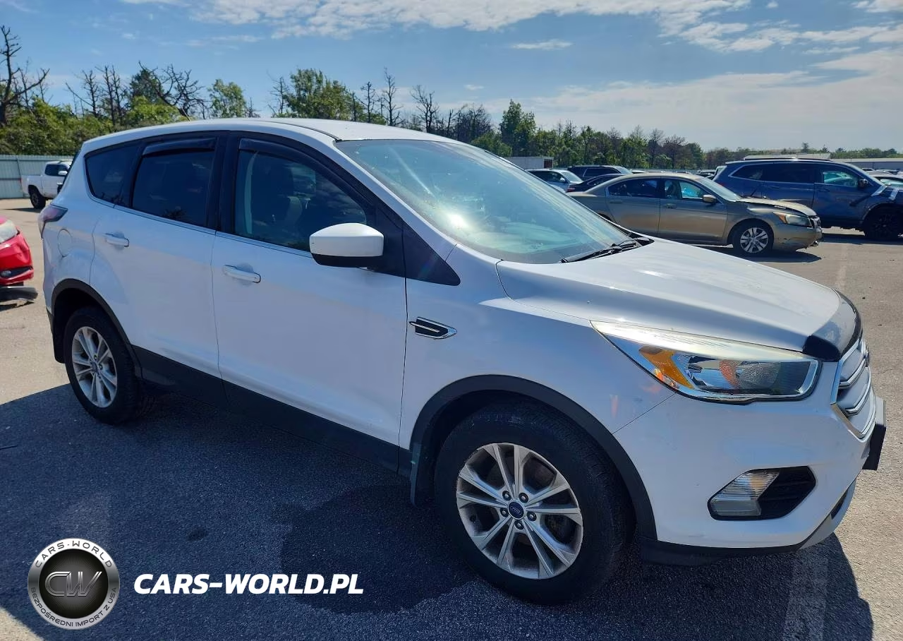 2017 Ford Escape Se VIN:1FMCU9GD2HUA21236 - 4
