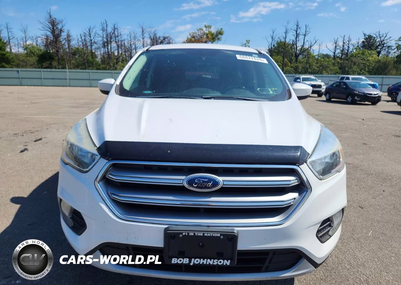 2017 Ford Escape Se VIN:1FMCU9GD2HUA21236 - 5