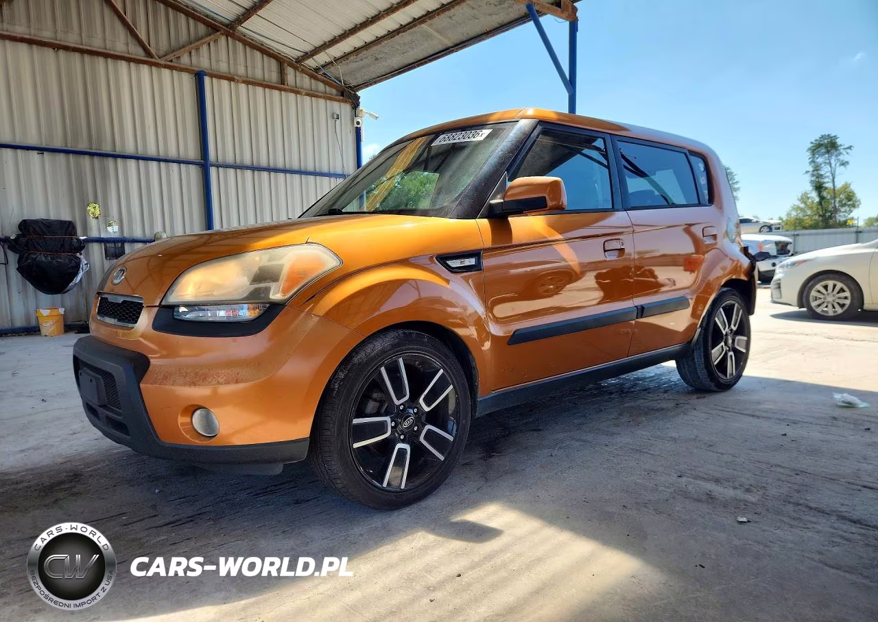 2010 Kia Soul + VIN:KNDJT2A23A7110072 - 1