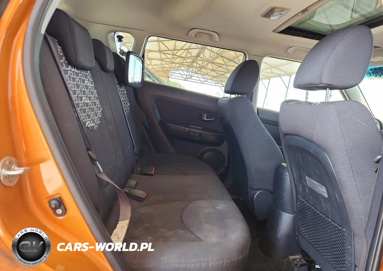2010 Kia Soul + VIN:KNDJT2A23A7110072 - 10