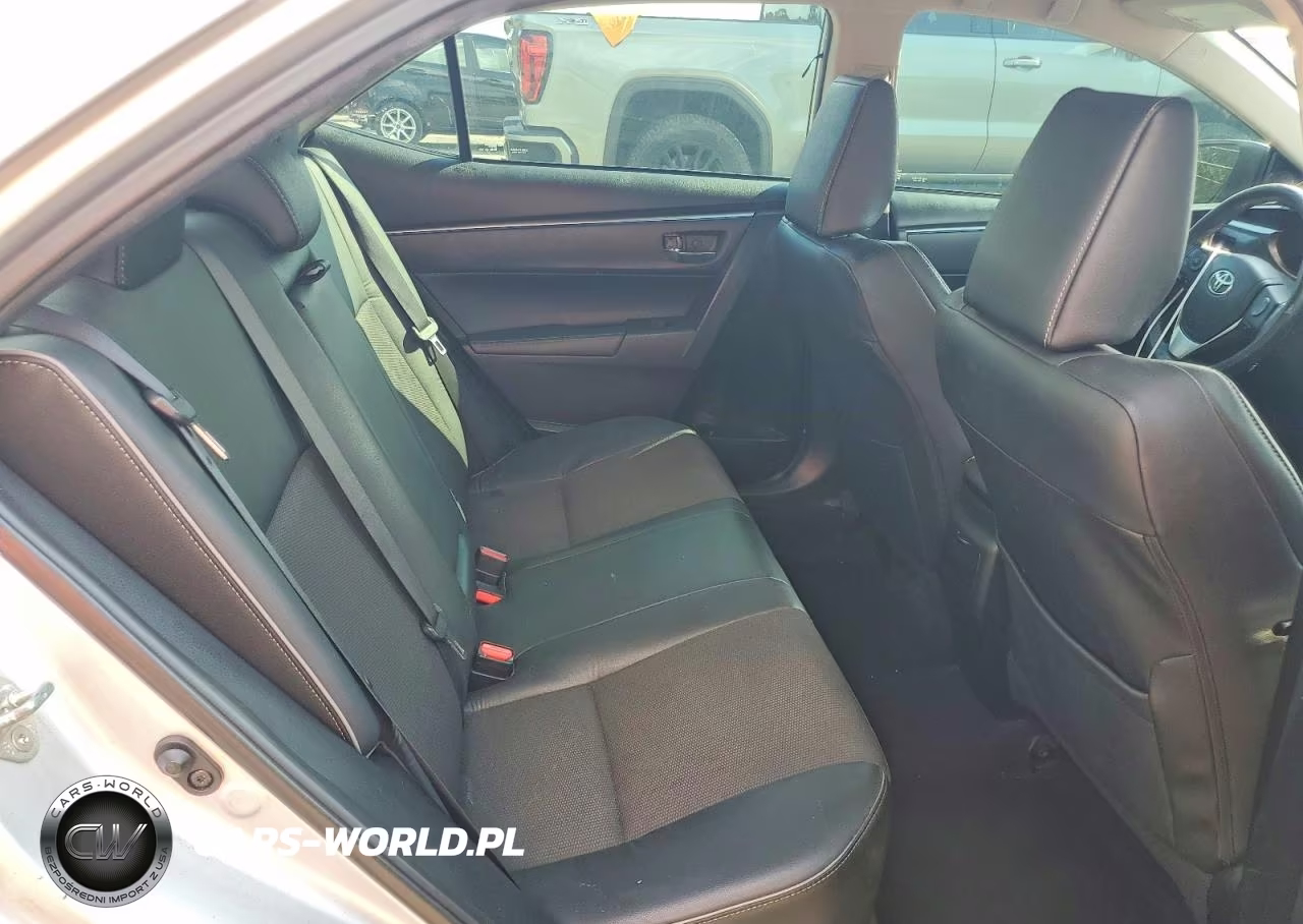 2015 Toyota Corolla S Plus VIN:5YFBURHE5FP226891 - 10