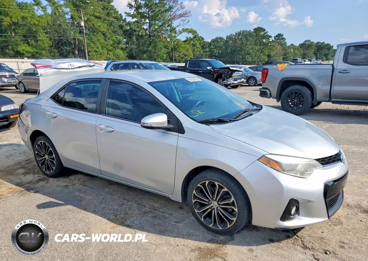 2015 Toyota Corolla S Plus VIN:5YFBURHE5FP226891 - 4