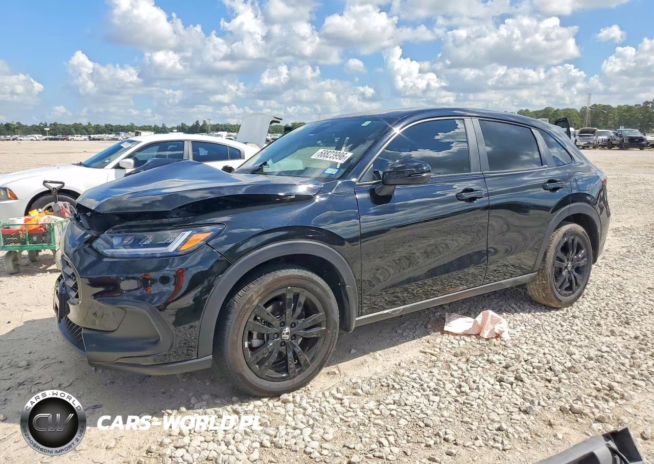 2026 Honda Hr-V Sport VIN:3CZRZ1H5XTM723675 - 1