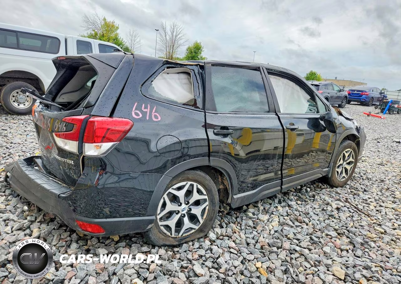 2021 Subaru Forester Premium VIN:JF2SKAJC6MH535652 - 3