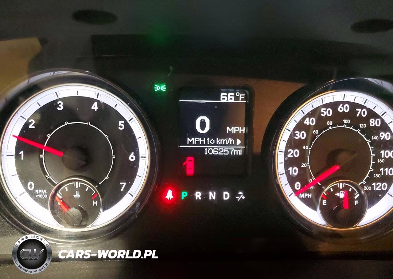 2020 Ram 1500 Classic Tradesman VIN:1C6RR6FG9LS127169 - 9