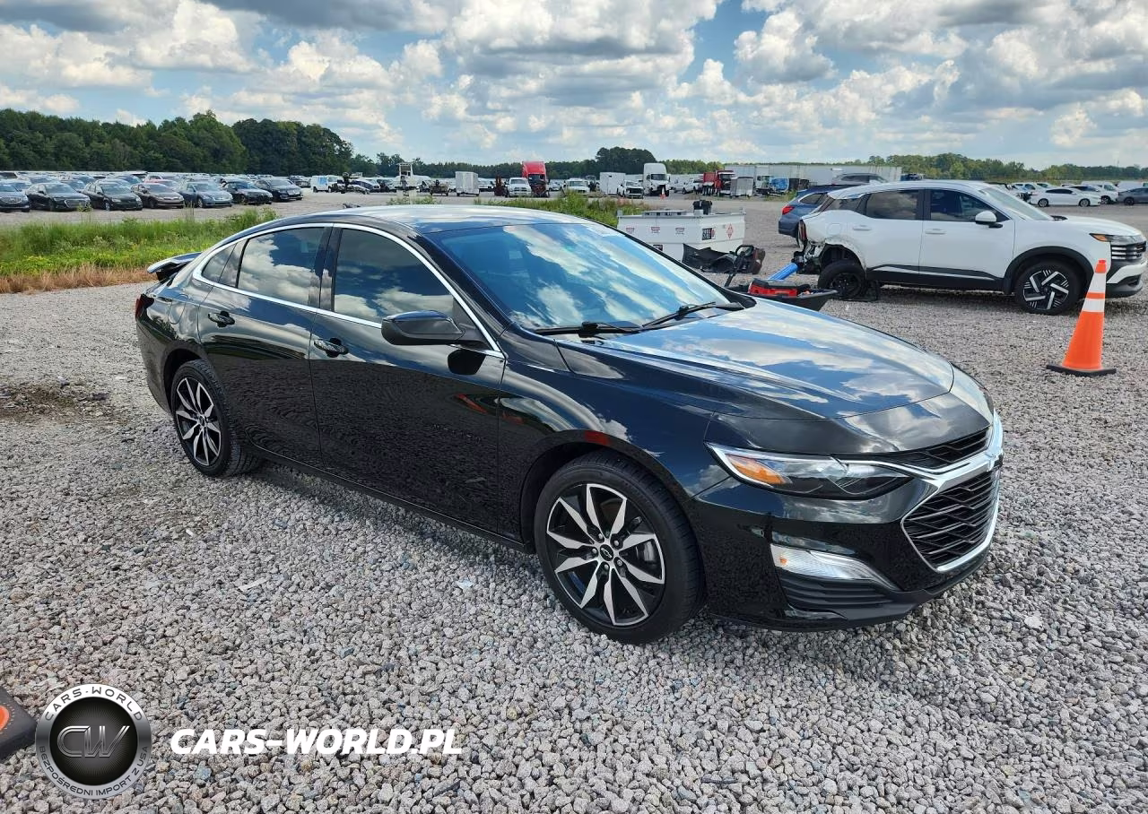 2023 Chevrolet Malibu Rs VIN:1G1ZG5ST3PF194661 - 4