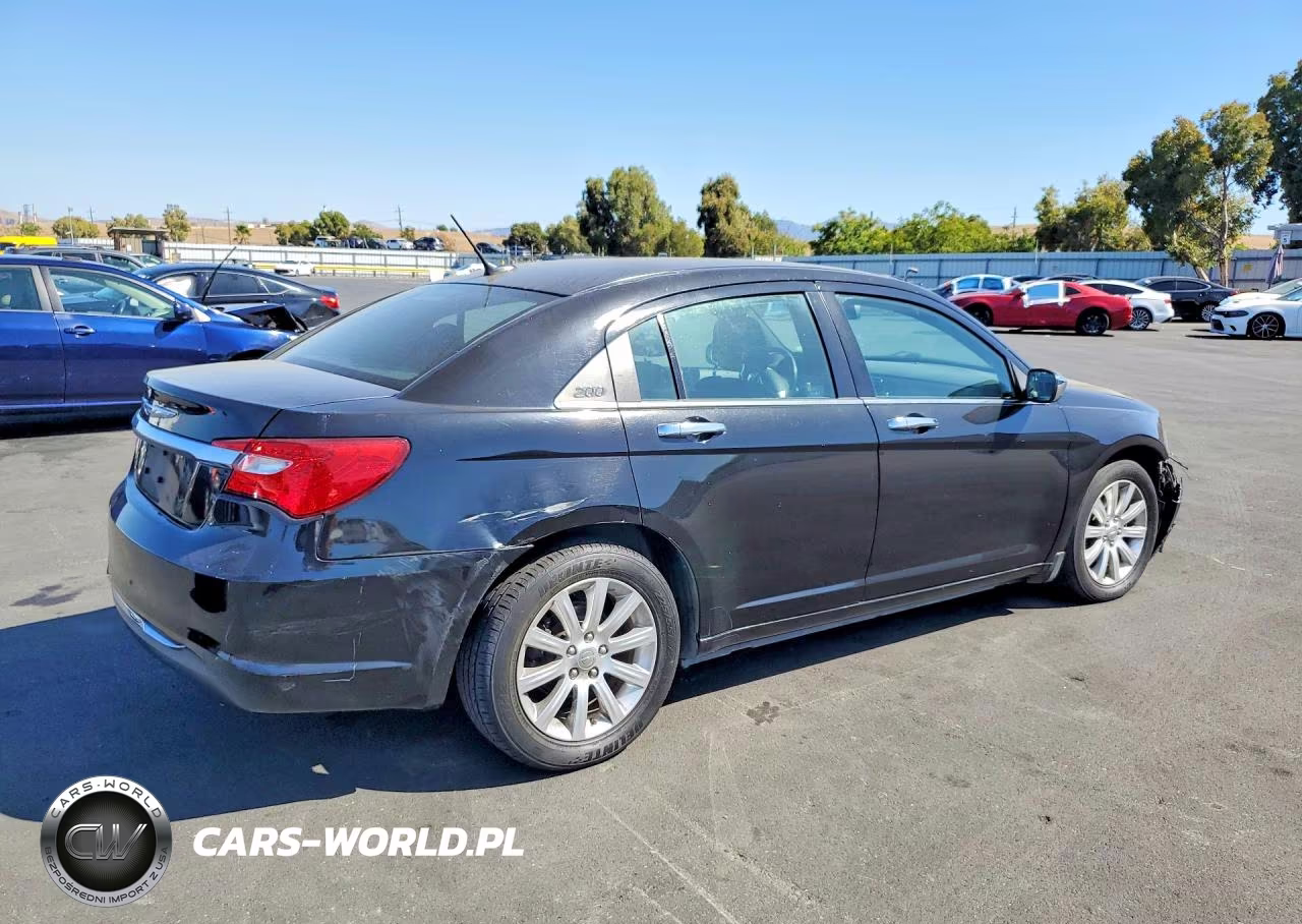 2013 Chrysler 200 Limited VIN:1C3CCBCG1DN514929 - 3