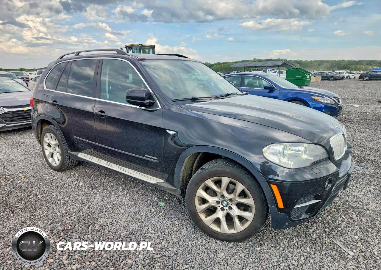 2013 BMW X5 xDrive35I VIN:5UXZV4C5XD0B17924 - 4