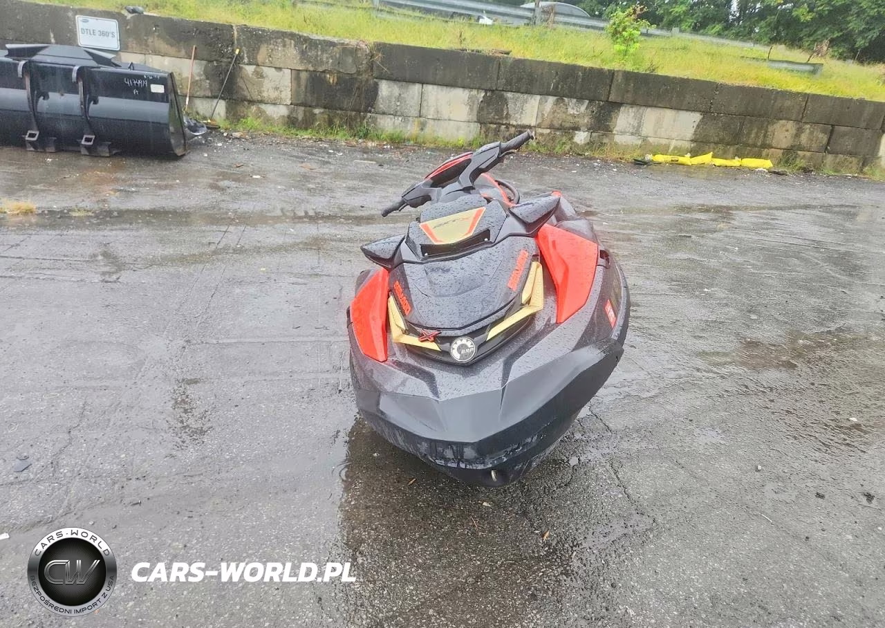 2019 Sea-Doo Rtx300 Jet Ski VIN:YDV21224D919 - 9