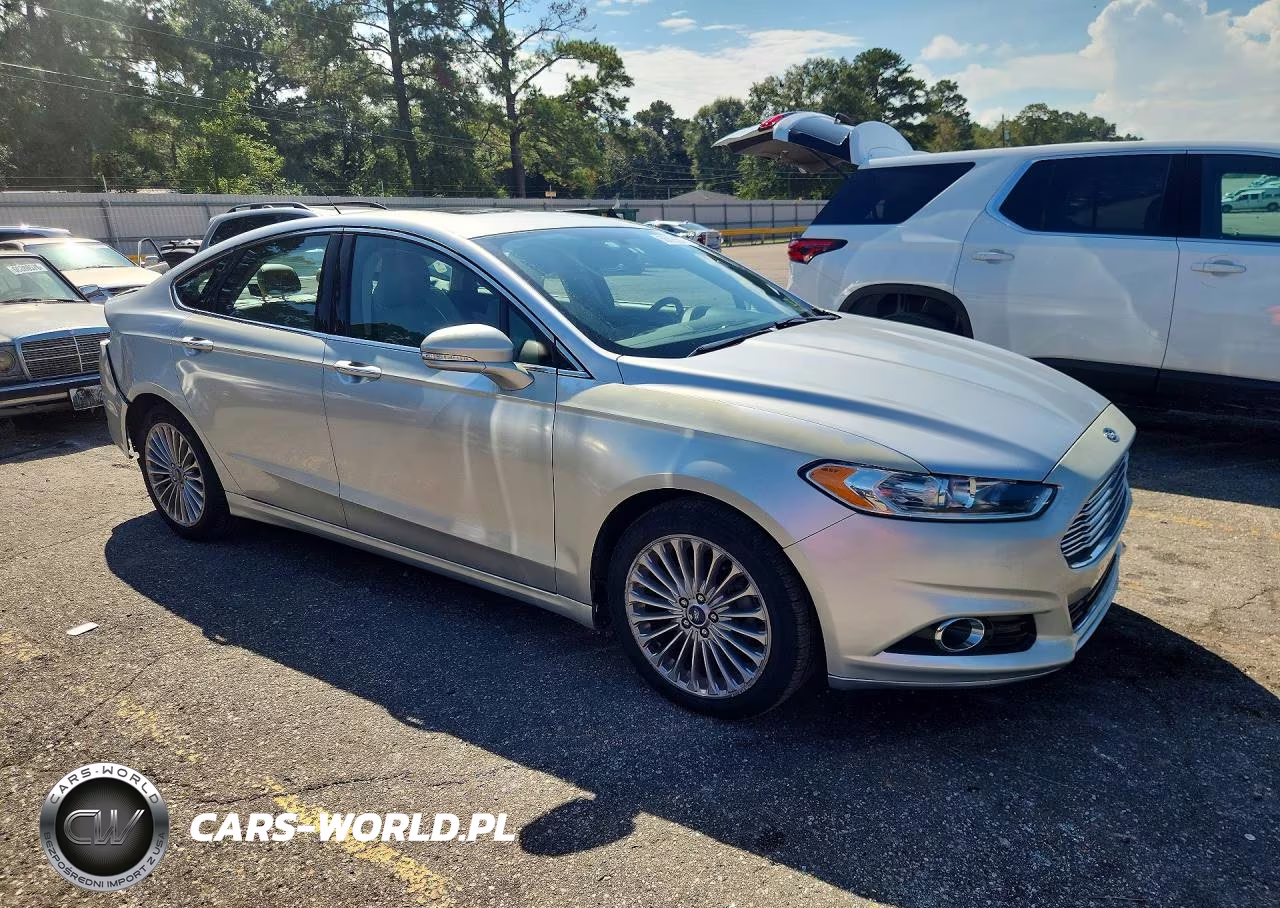2016 Ford Fusion Titanium VIN:3FA6P0K92GR361313 - 4