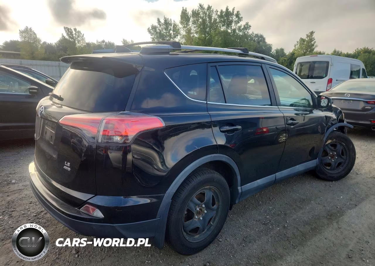 2017 Toyota Rav4 Le VIN:2T3BFREV5HW567201 - 3