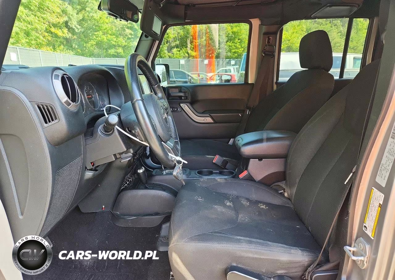 2015 Jeep Wrangler Unlimited Sport VIN:1C4BJWDG1FL771185 - 7