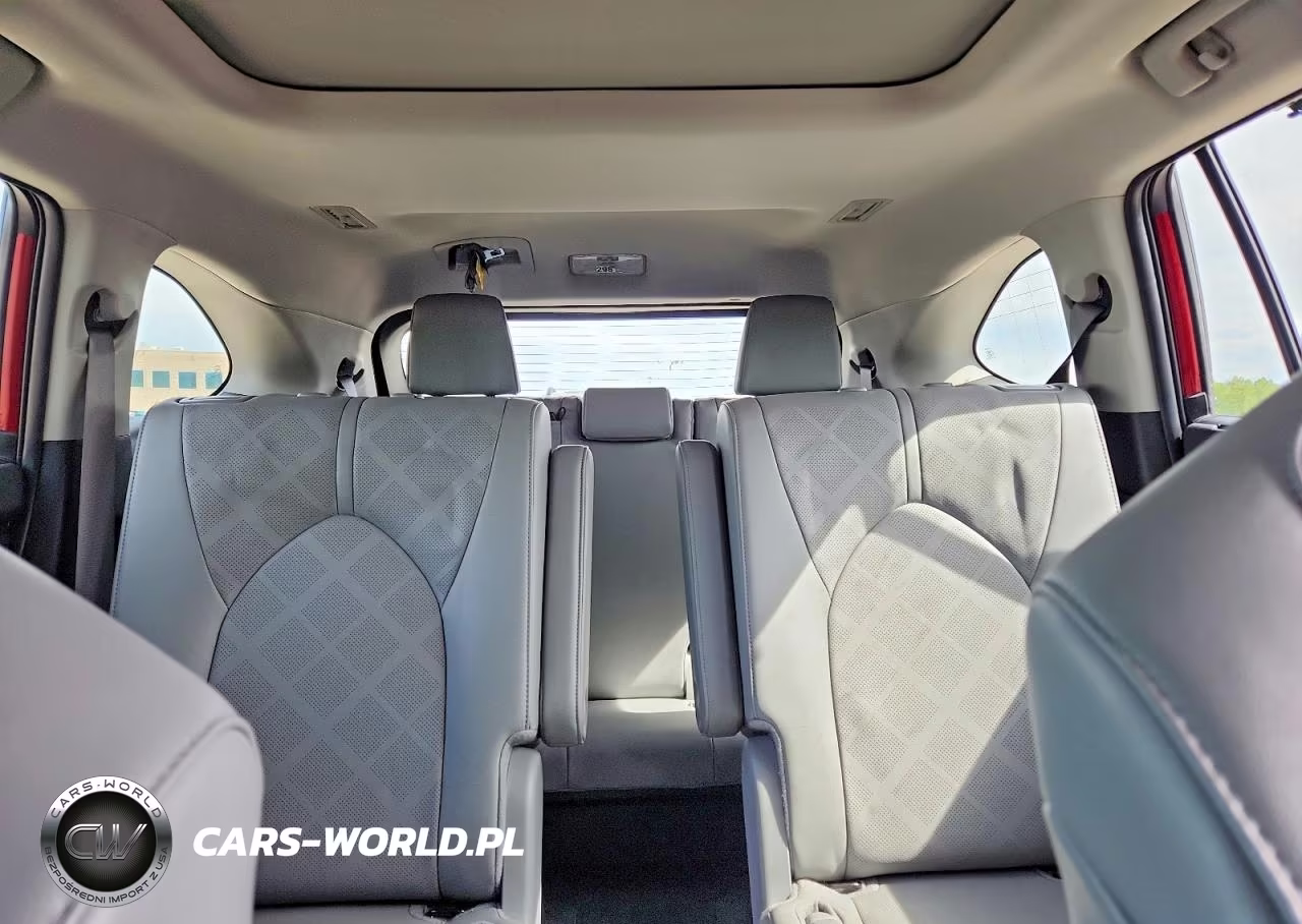 2024 Toyota Highlander Platinum VIN:5TDKDRBH2RS545941 - 10