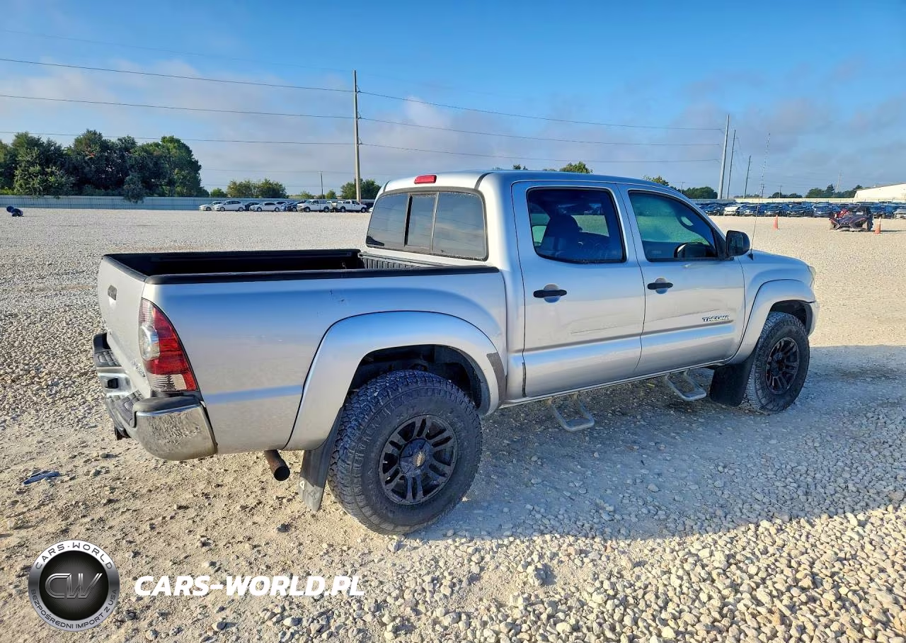 2013 Toyota Tacoma V6 VIN:5TFLU4EN9DX053970 - 3