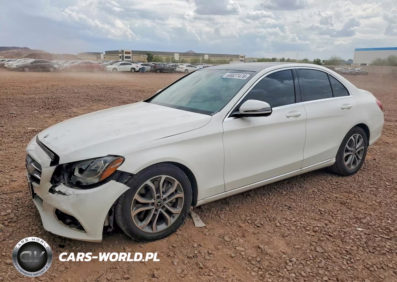 2018 Mercedes-Benz C 300 – zdjęcie 1 z 12