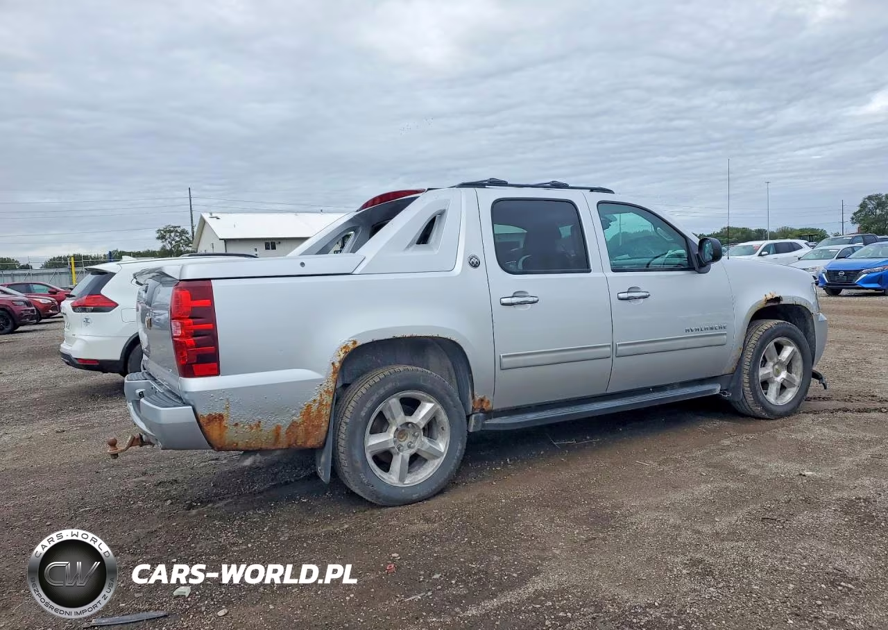 2013 Chevrolet Avalanche Lt VIN:3GNTKFE72DG162639 - 3