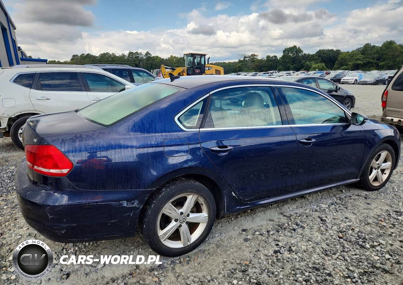 2012 Volkswagen Passat Se VIN:1VWBP7A31CC005889 - 3