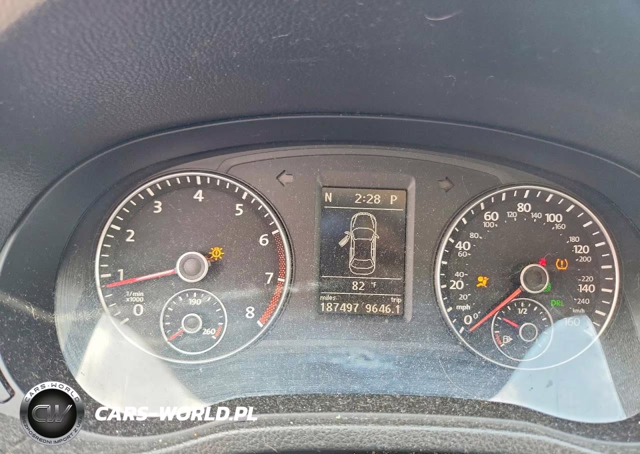 2012 Volkswagen Passat Se VIN:1VWBP7A31CC005889 - 9