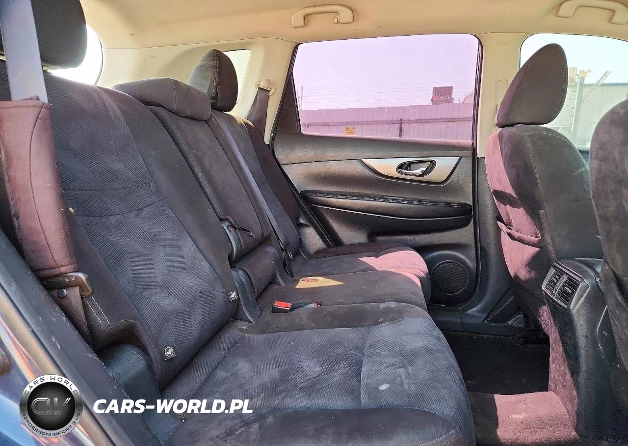 2015 Nissan Rogue S VIN:KNMAT2MT1FP543627 - 10