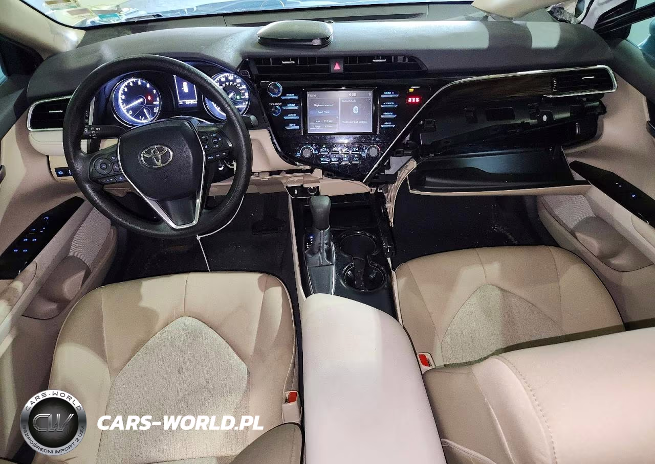 2018 Toyota Camry Le VIN:4T1B11HK9JU637458 - 8